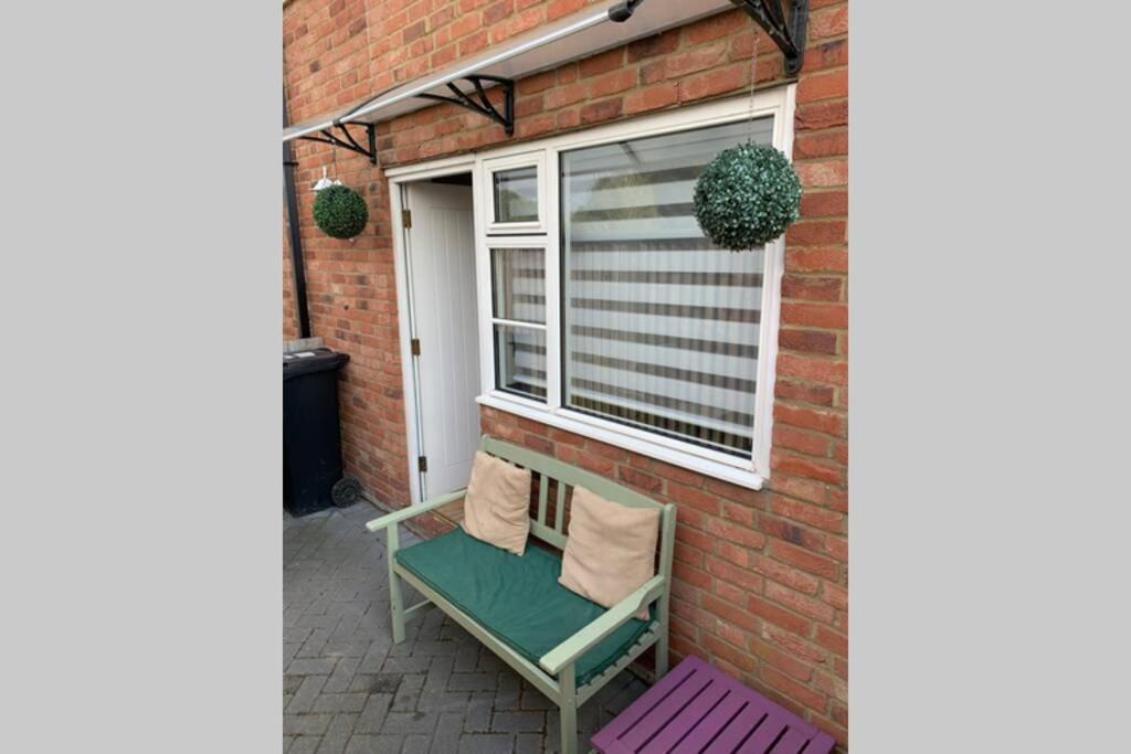 Comfy 2 Bed House Located At Wareham Train Station Villa Екстериор снимка