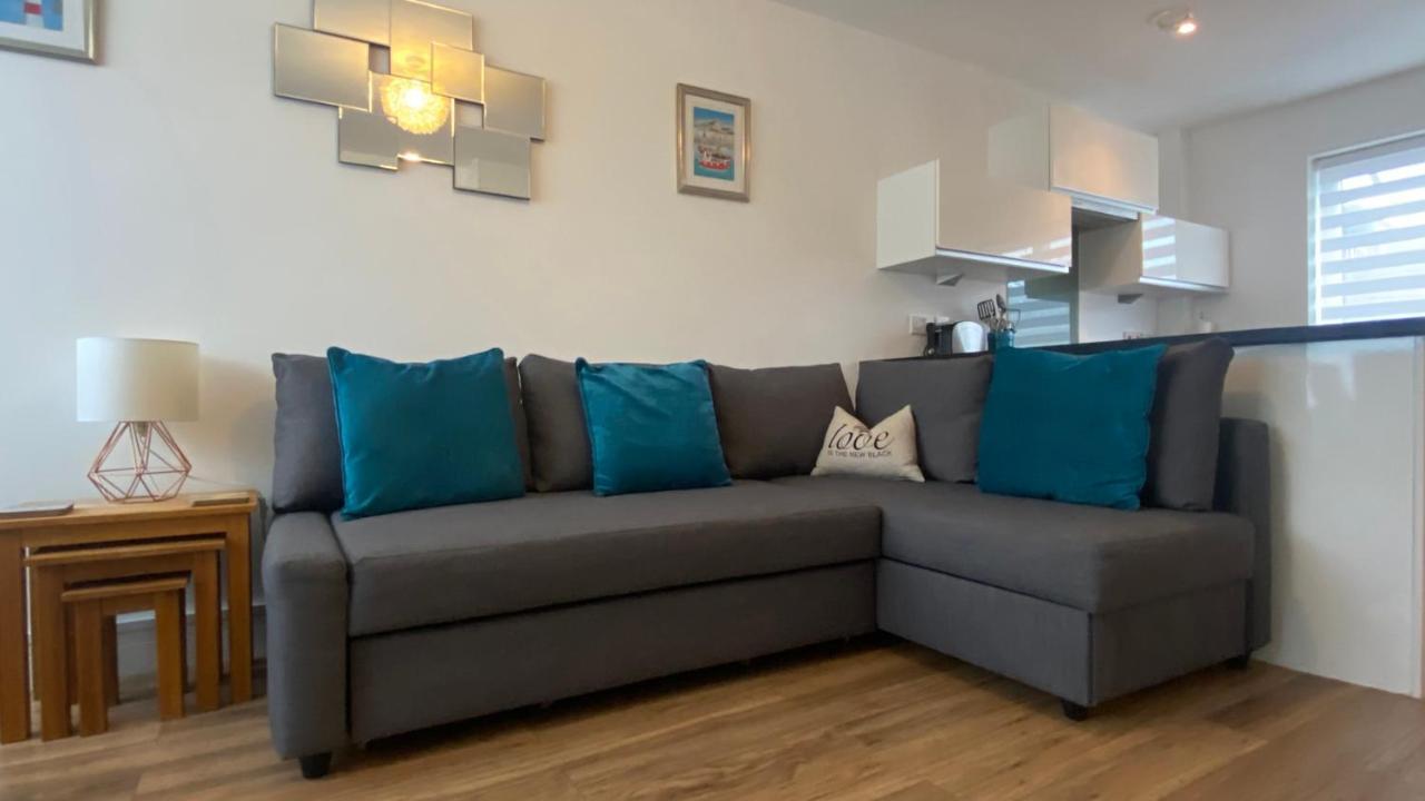 Comfy 2 Bed House Located At Wareham Train Station Villa Екстериор снимка