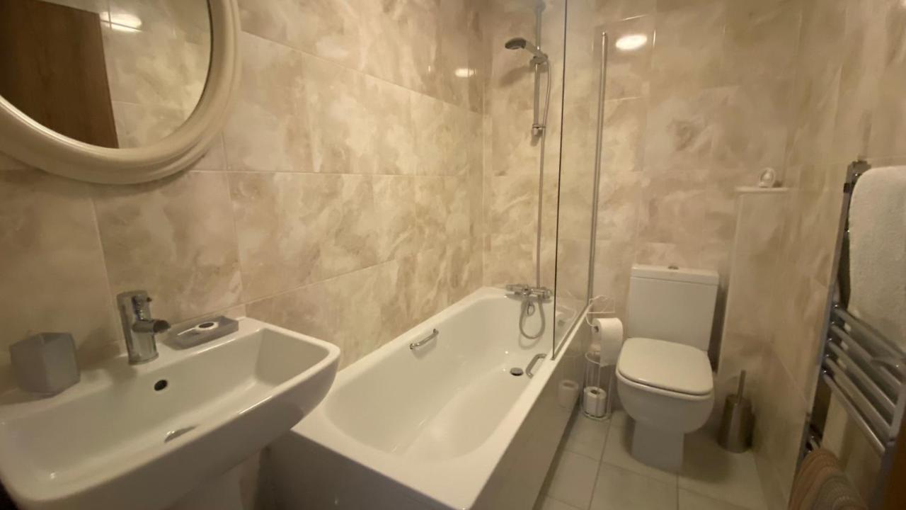 Comfy 2 Bed House Located At Wareham Train Station Villa Екстериор снимка