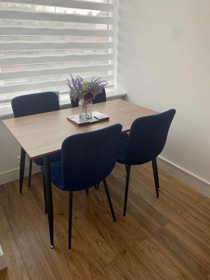 Comfy 2 Bed House Located At Wareham Train Station Villa Екстериор снимка